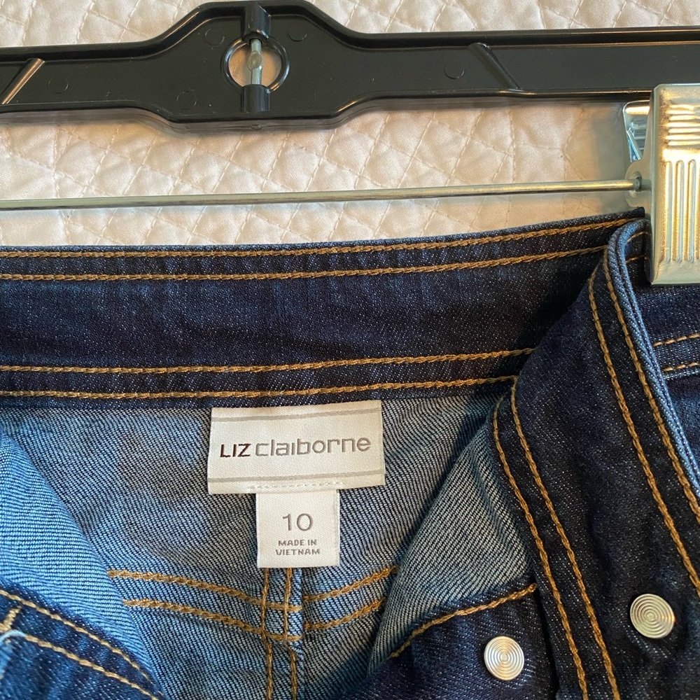 Liz Claiborne Stretch Denim Knee Length Button Up Skirt - Picture 3 of 4